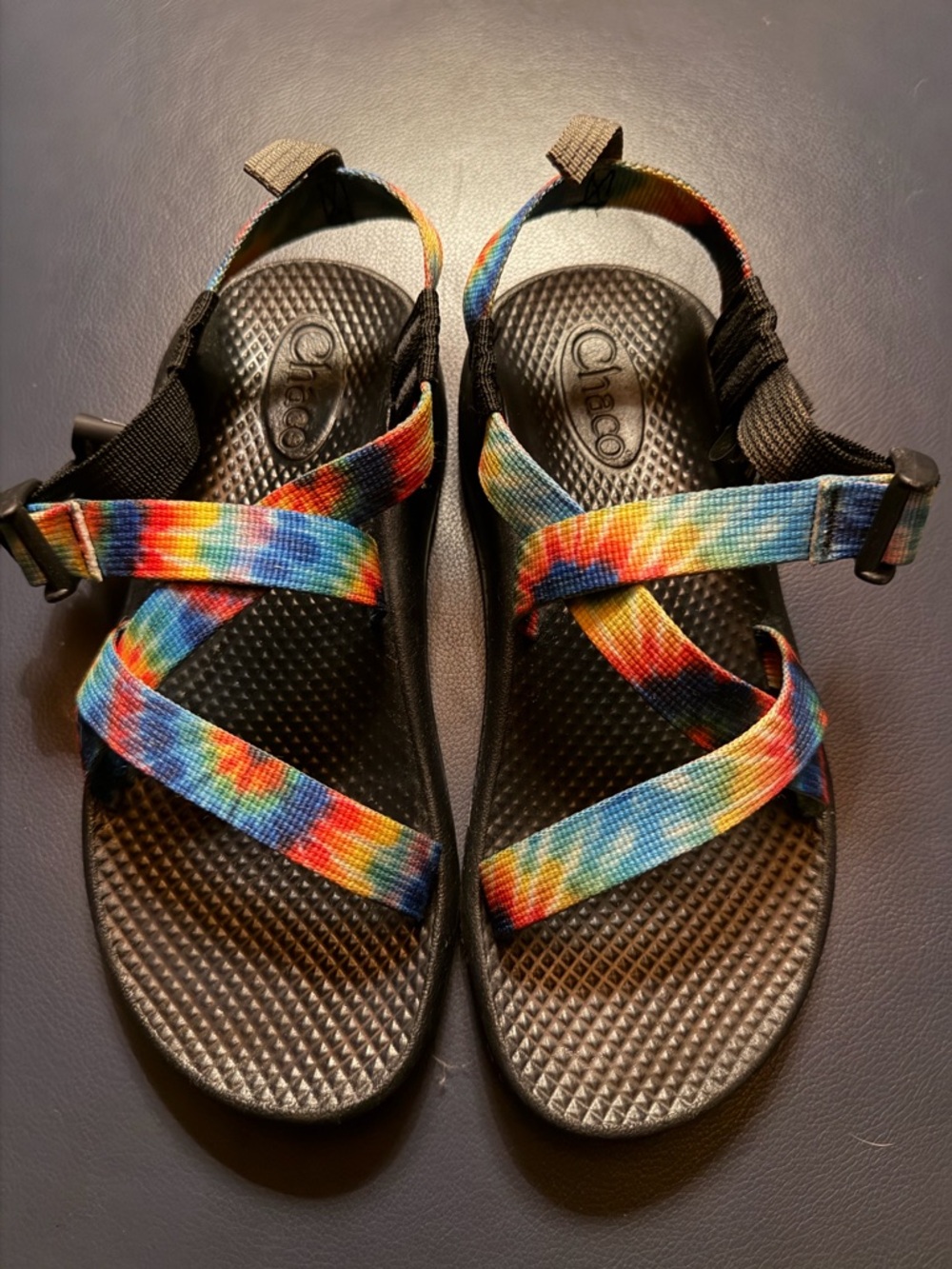 Like NEW Chaco Youth Z1 Rainbow Tie Dye Sandals Youth Size 4, Women Size 6 🌈